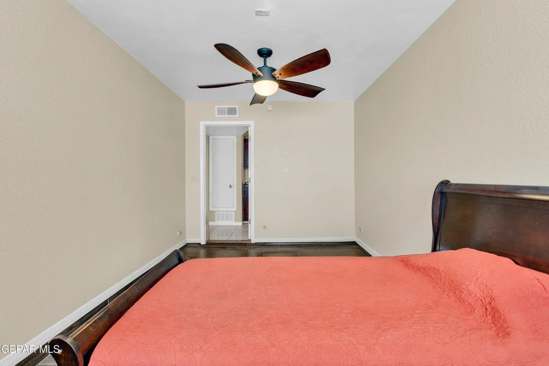 Photo of 1107 SUN RIDGE Drive