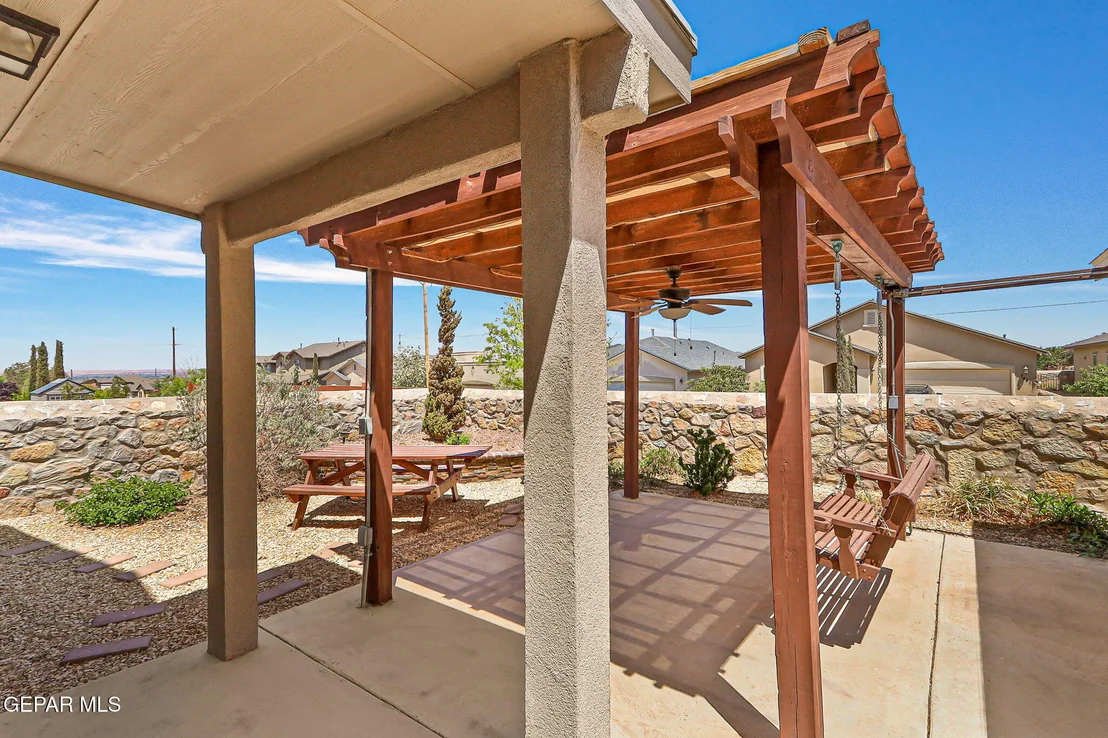 Photo of 7541 WOLF CREEK Drive
