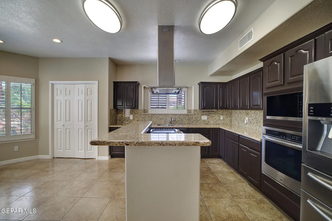 Photo of 1337 EMERALD GATE Lane