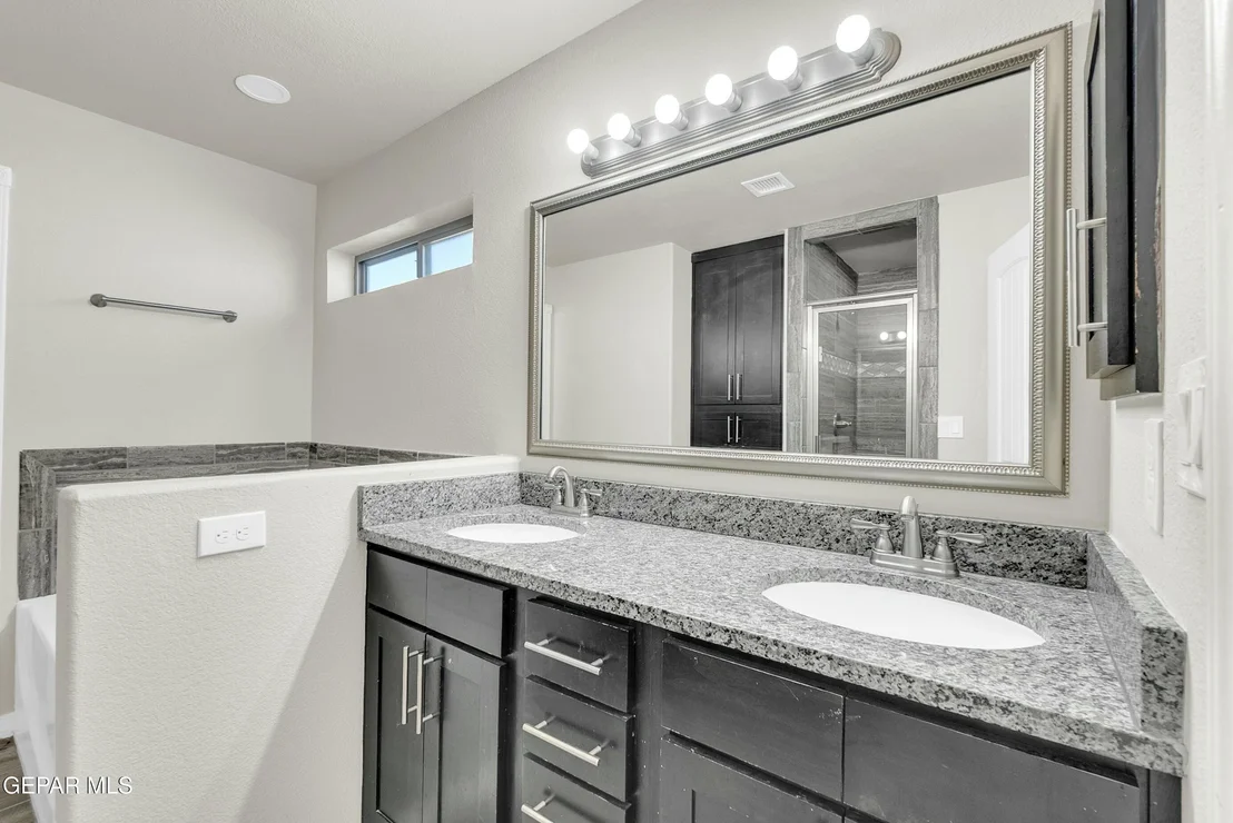 Photo of 3600 Essence Street