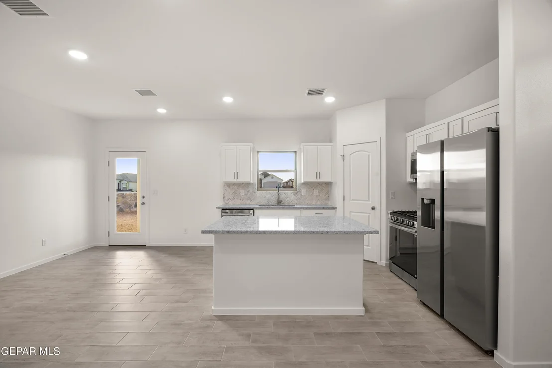 Photo of 13841 Summer Wave Avenue