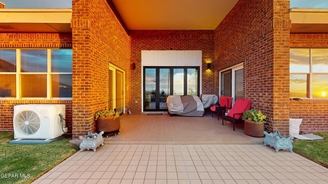 Photo of 5645 BUCKLEY
