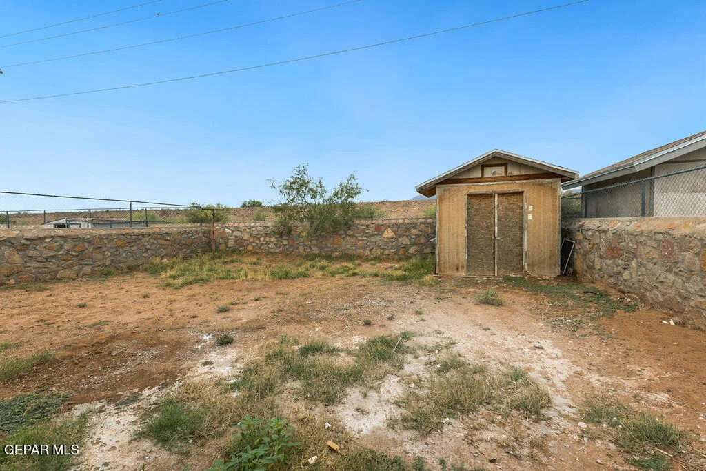 Photo of 11003 STONEBRIDGE Drive