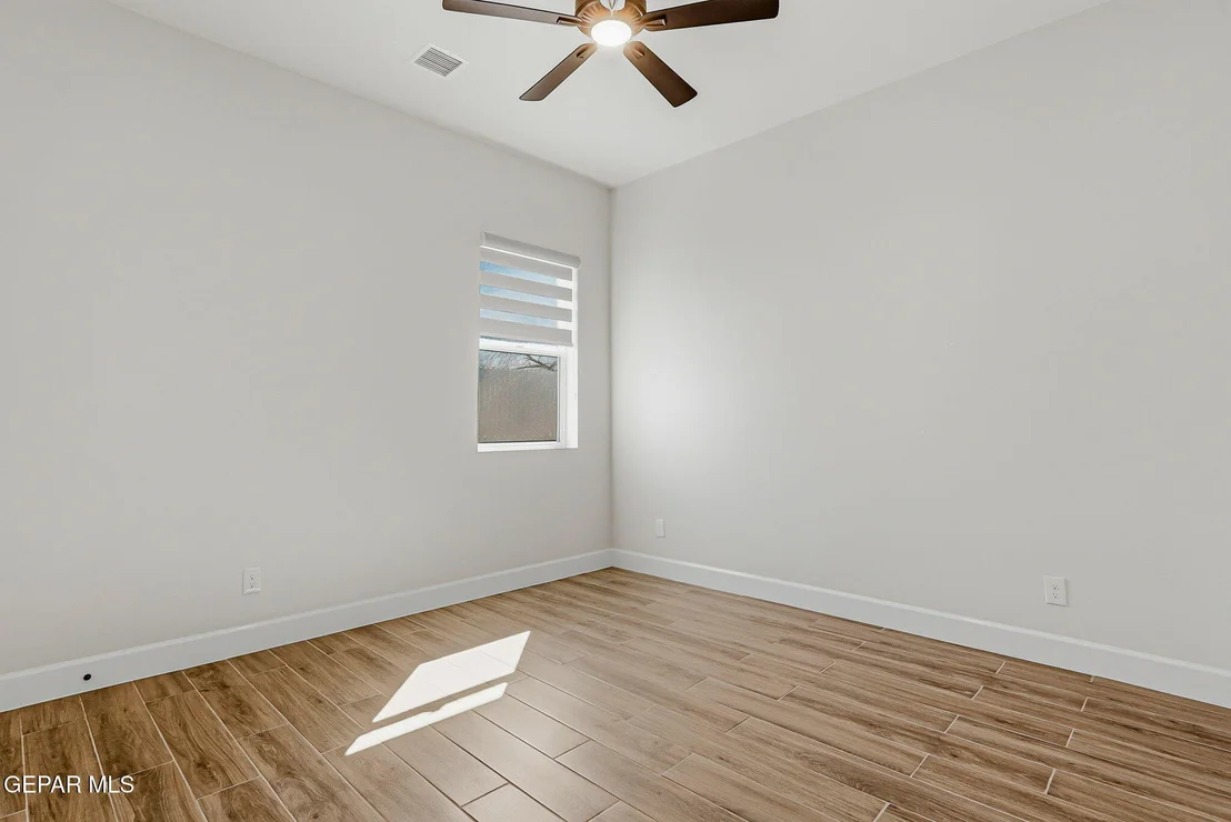 Photo of 12329 SUGDEN Road