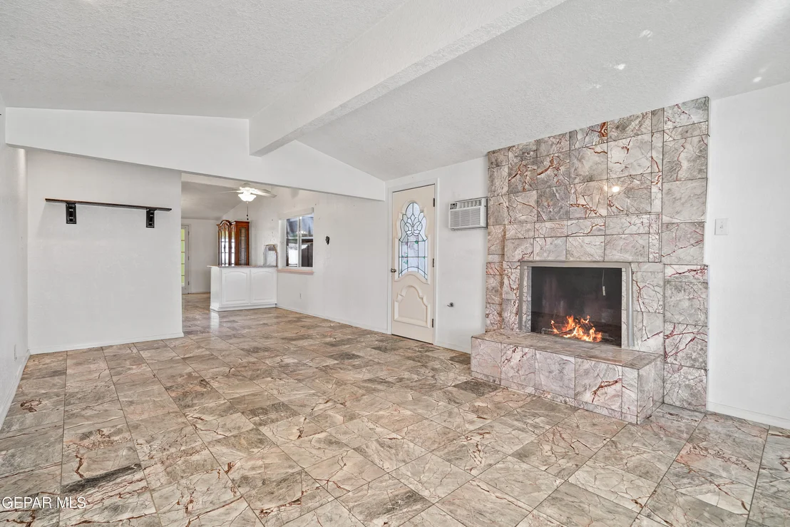 Photo of 2205 VILLA PLATA Drive