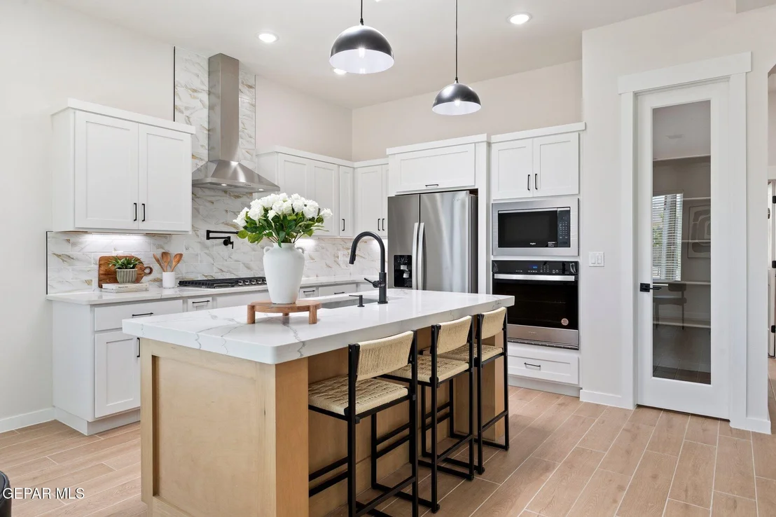 Photo of 1401 DYLAN Place