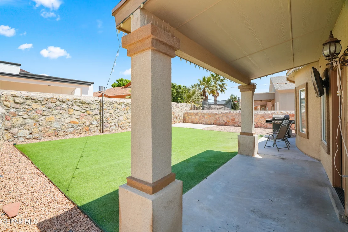 Photo of 5365 Jose Duran Lane