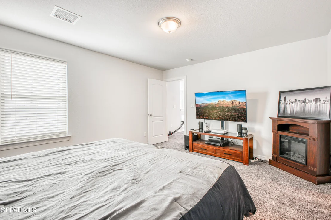 Photo of 7345 EAGLE VISTA Drive
