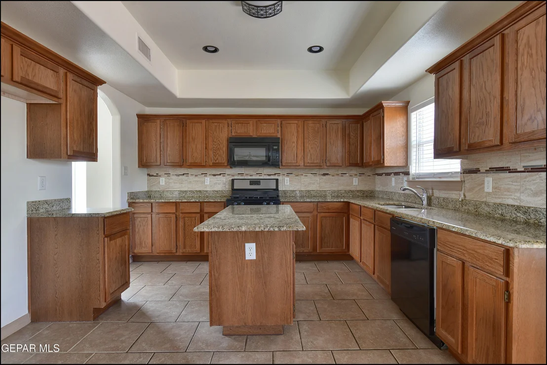 Photo of 6209 COSECHA LUNA Circle