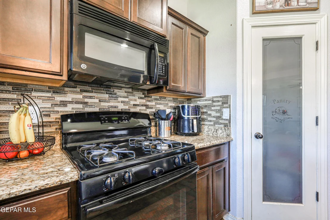 Photo of 7113 LONG MEADOW Drive