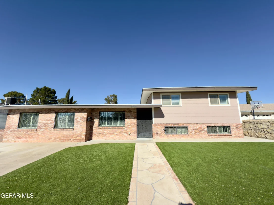 Photo of 8609 Darlina Drive
