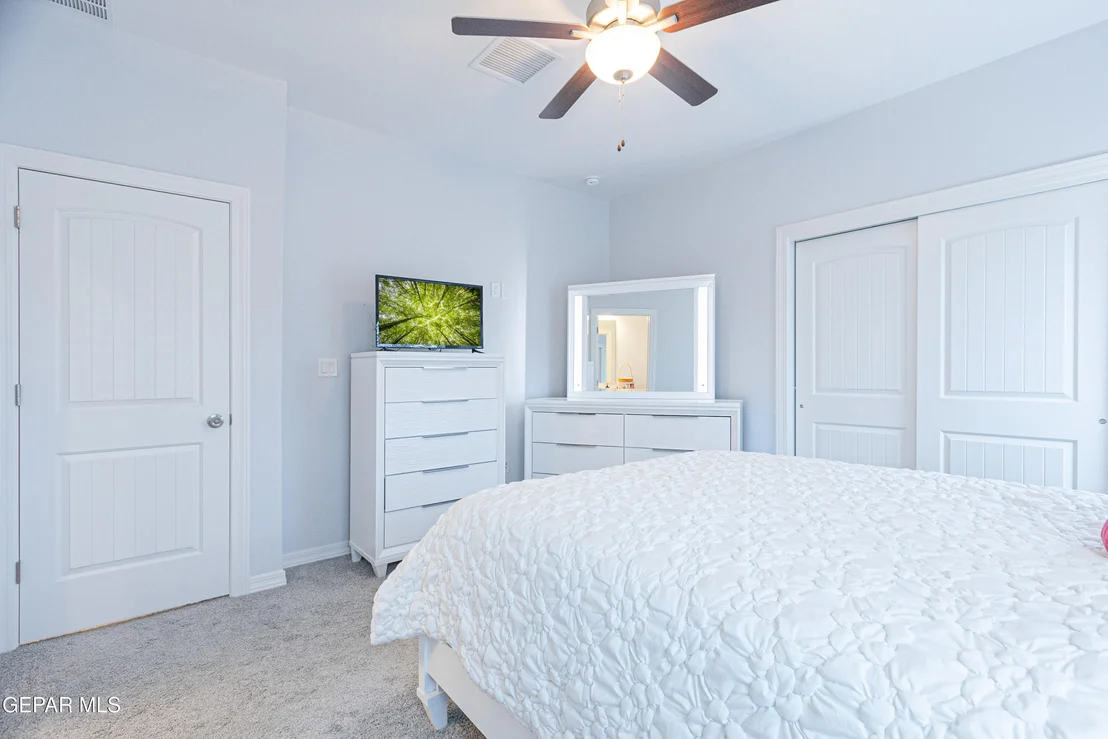Photo of 546 Spanish Oak Drive