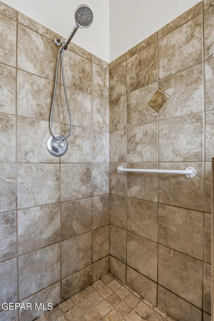 Photo of 10794 AARON Street