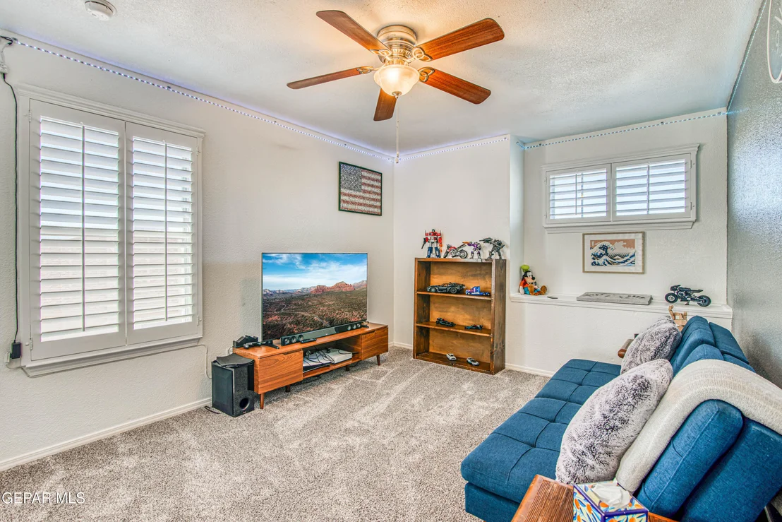 Photo of 6200 KENNETH CAPSHAW Place
