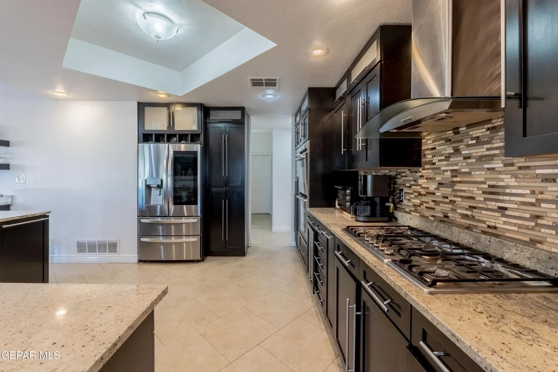 Photo of 721 WILLOW GLEN Drive