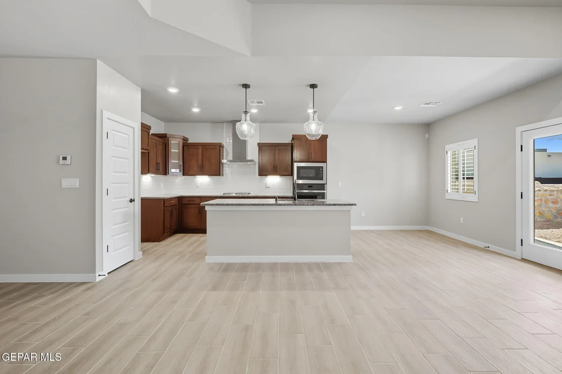 Photo of 917 Pettus Place