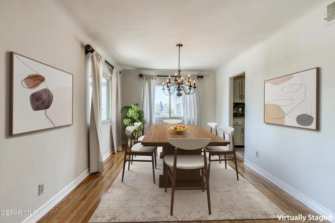 Photo of 825 Galloway Drive