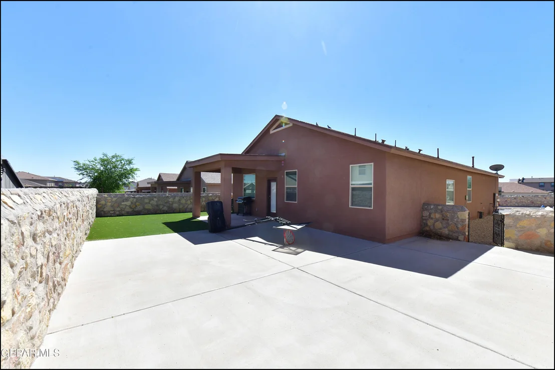 Photo of 505 GINGER FRANCIS Lane