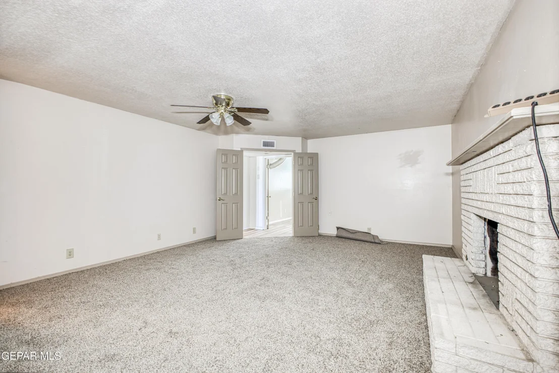 Photo of 5800 NIKE Lane