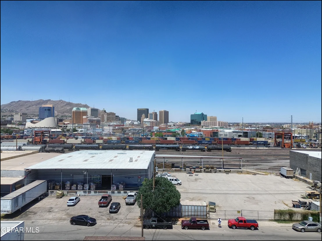 Photo of 504 CANAL Road