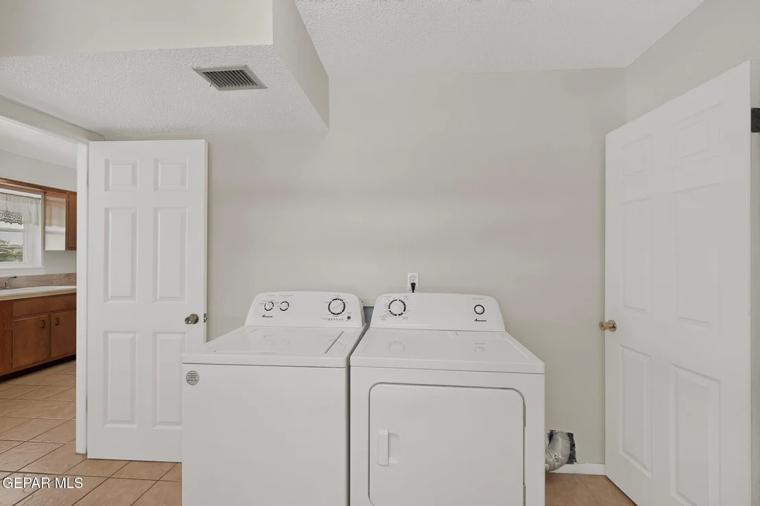 Photo of 6747 FIESTA Drive