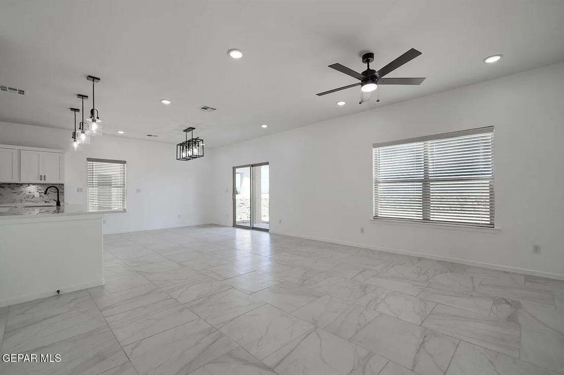 Photo of 13857 SUMMER WAVE Avenue