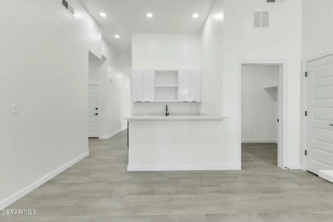Photo of 313 KITT Road