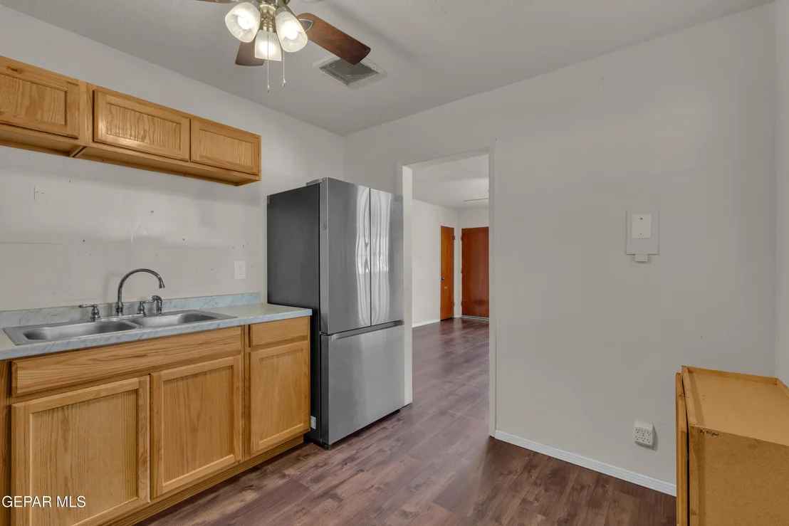 Photo of 5213 SUN VALLEY Drive