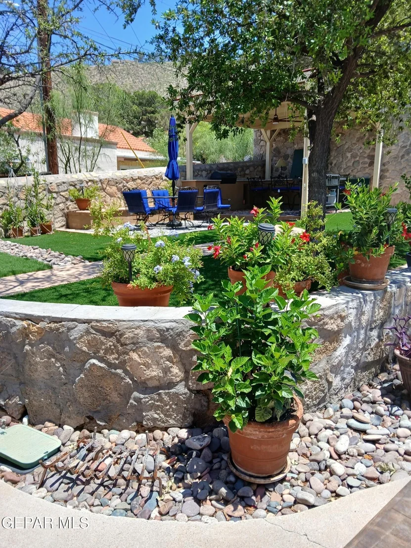Photo of 1109 WHITAKER Lane