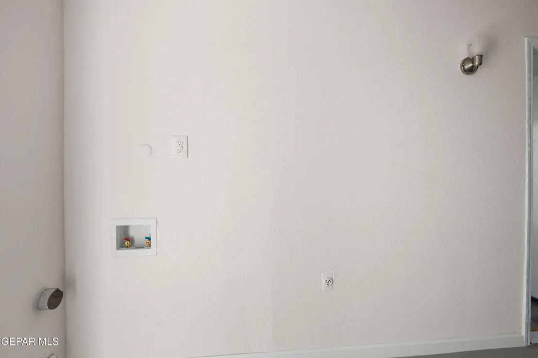 Photo of 10445 OMEGA Circle