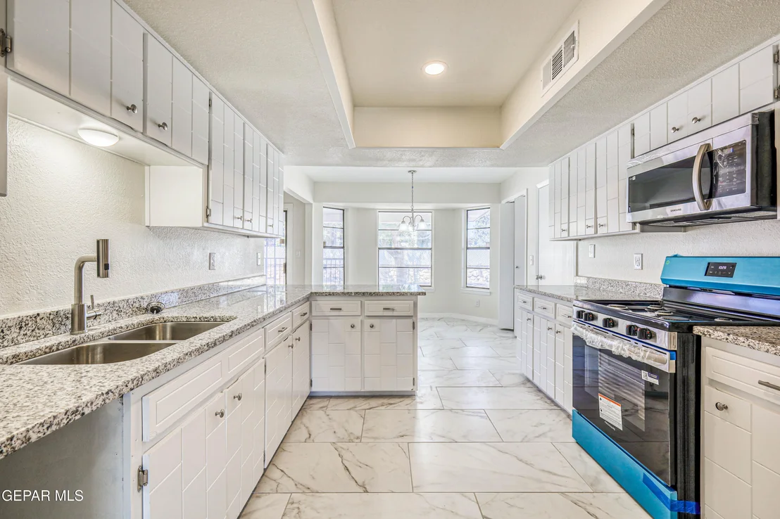 Photo of 11100 BILL HILL Drive