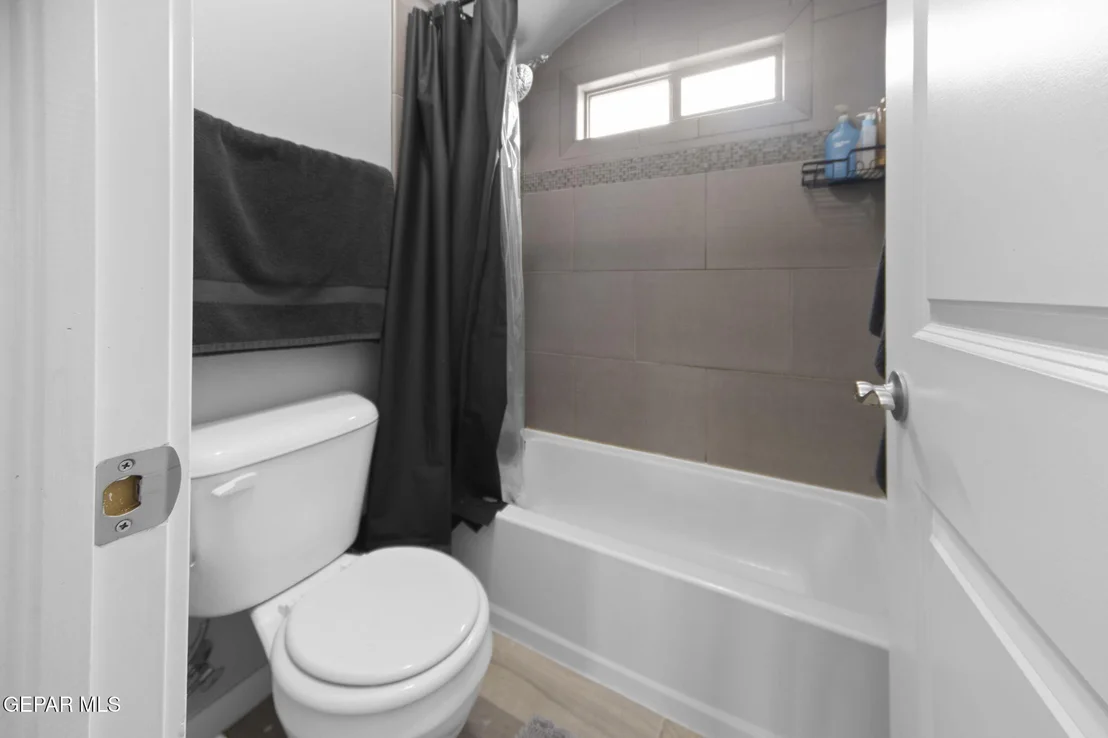 Photo of 2032 Tim Foster Street