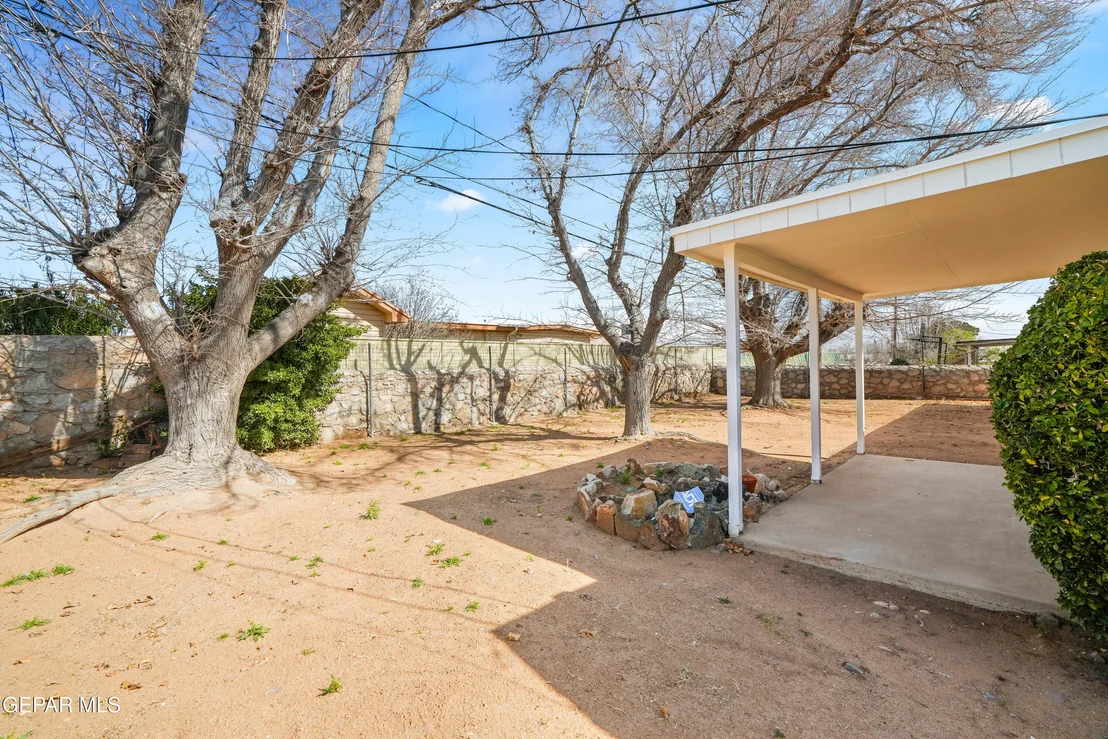 Photo of 4701 HARCOURT Drive