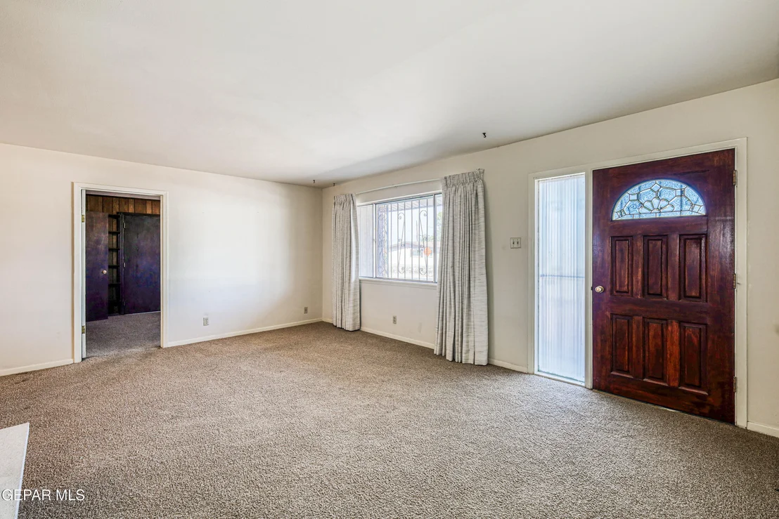 Photo of 309 DE LEON Drive