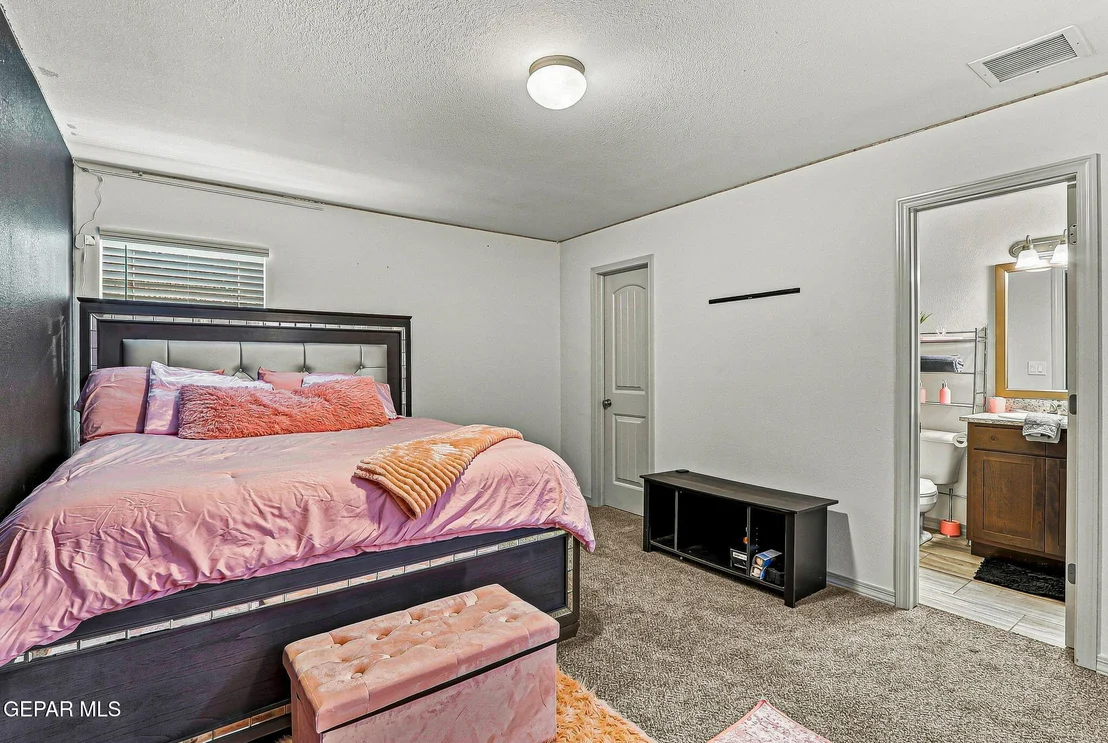 Photo of 217 STAFFS Way