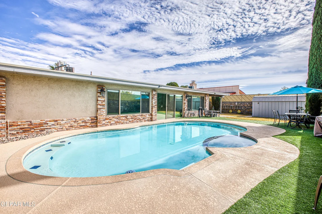 Photo of 2029 MERMAID Drive