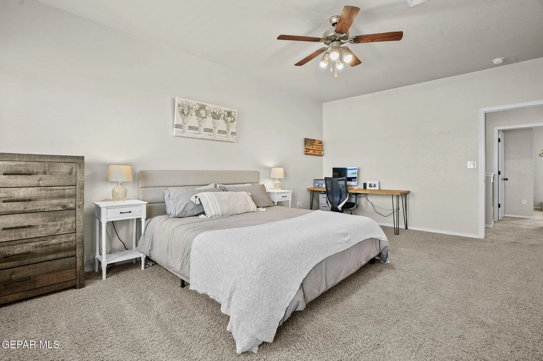 Photo of 5813 REDSTONE RIM Drive