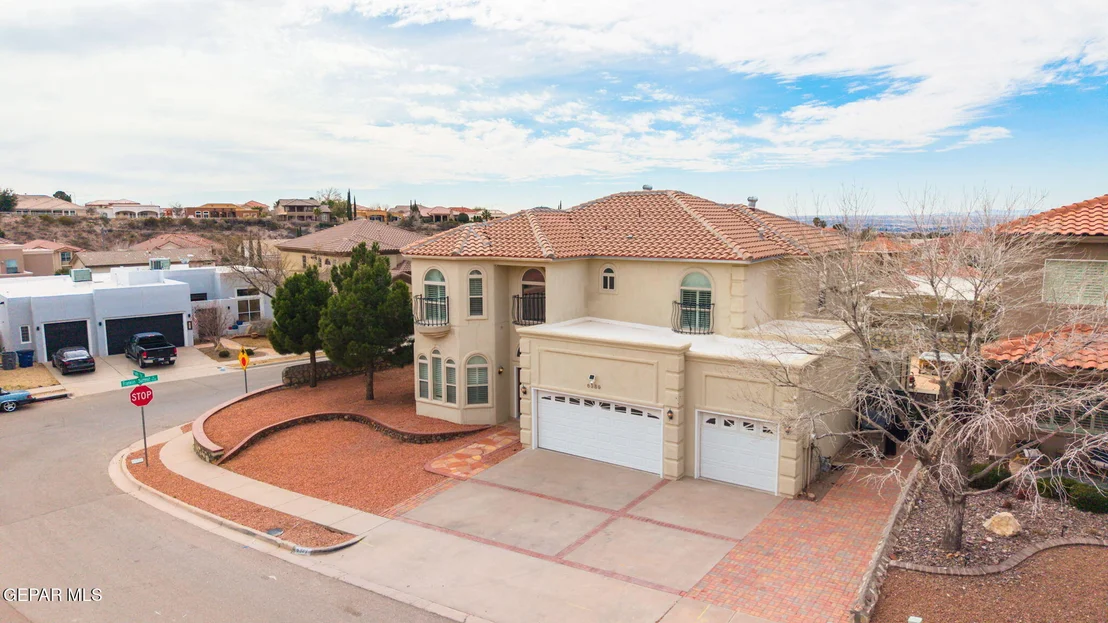 Photo of 6389 FRANKLIN TRAIL Drive