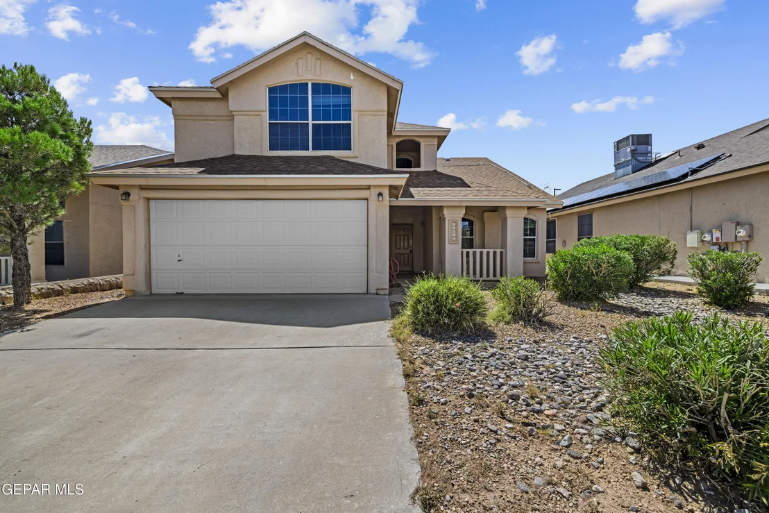 Photo of 10817 WALDEN POND Street