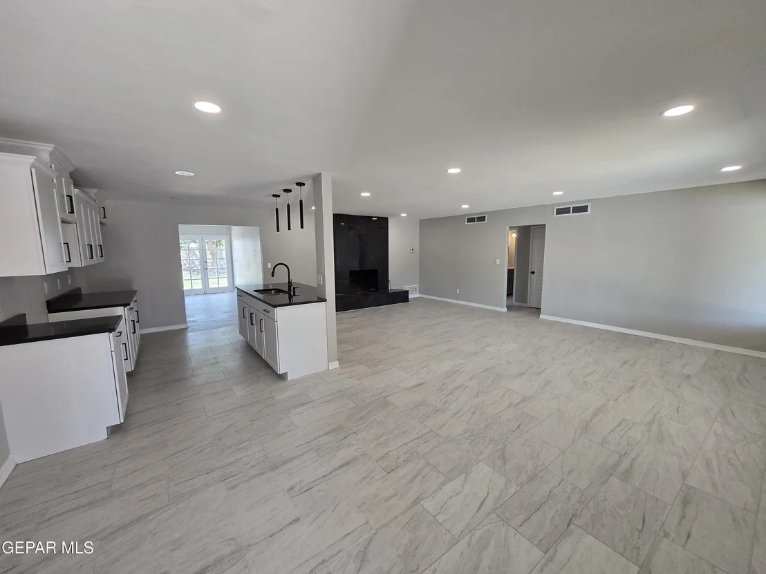 Photo of 2705 FIERRO Drive
