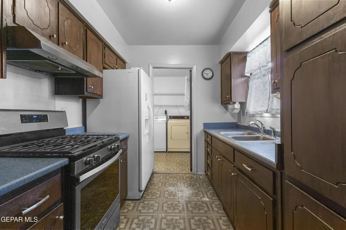 Photo of 8928 Mellon Drive