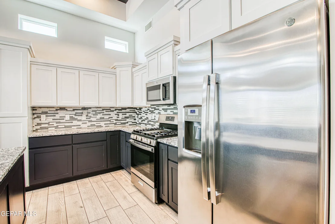 Photo of 12316 DESERT PINE Avenue