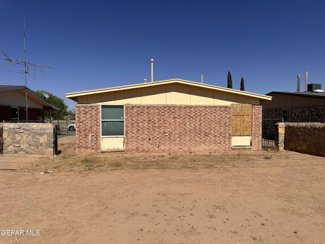 Photo of 10947 STONEBRIDGE Drive