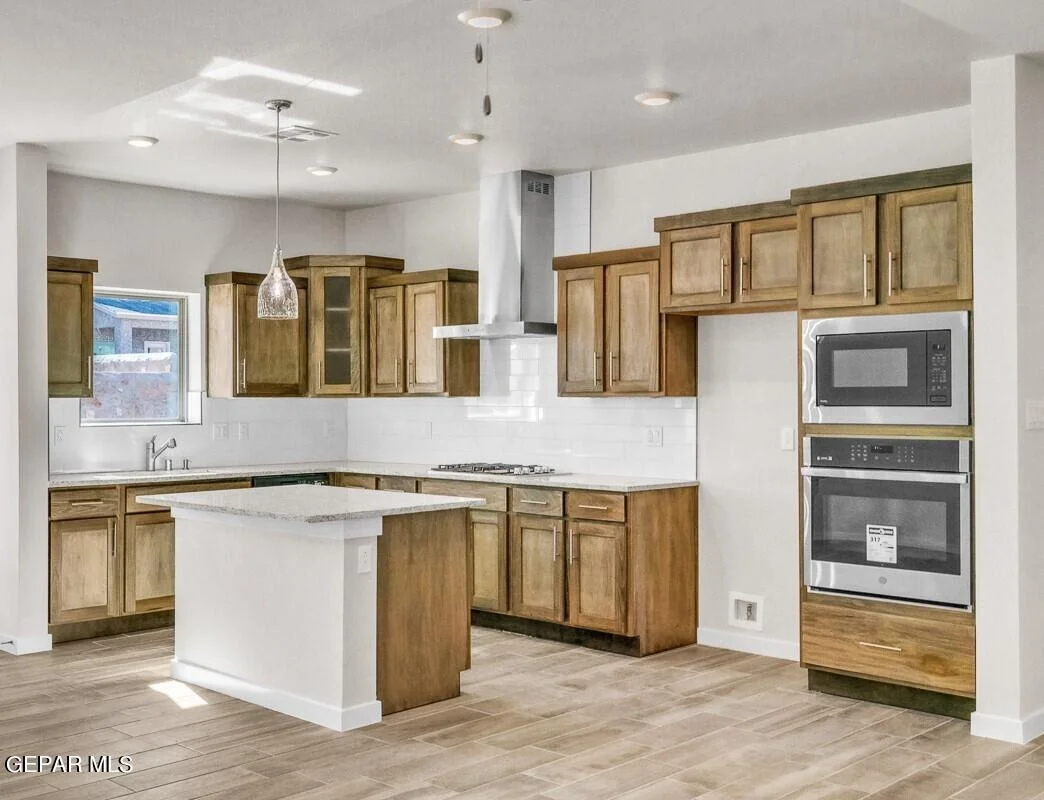 Photo of 15216 Concentrate Avenue