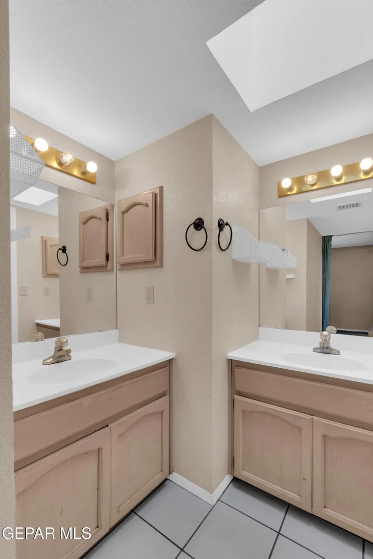 Photo of 12085 Autumn Gate Drive