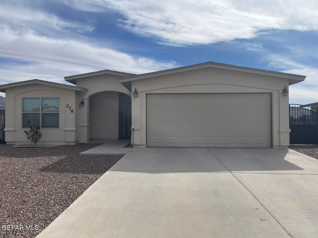 Photo of 376 AIDAN GORDON Circle
