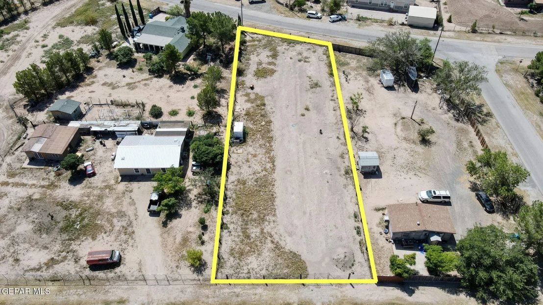 Photo of 410 Valle Rojo Drive
