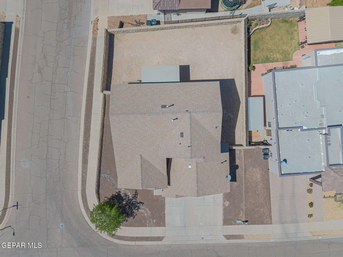 Photo of 3049 LOOKOUT POINT Drive