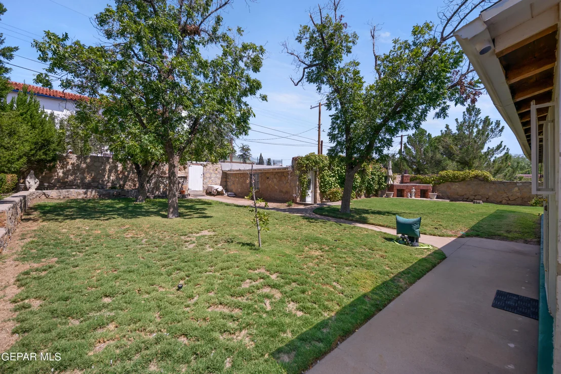 Photo of 3023 COPPER Avenue