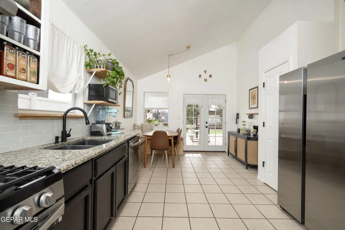 Photo of 6233 GRACE MADRILES Place
